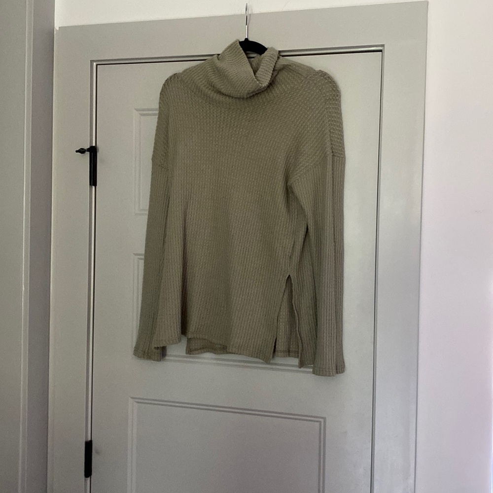 Impeccable Pig Green Waffle Mock Neck Long Sleeve Size Medium